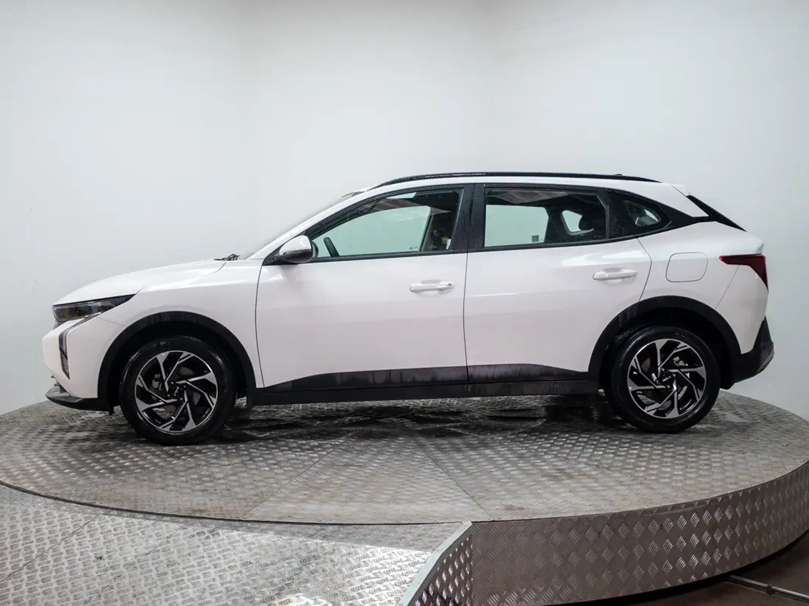 KIA K3 Cross 2025 - Imagen 7 de 19