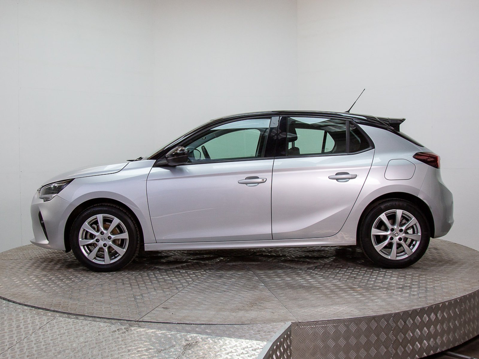 OPEL CORSA 2023 - Imagen 8 de 17
