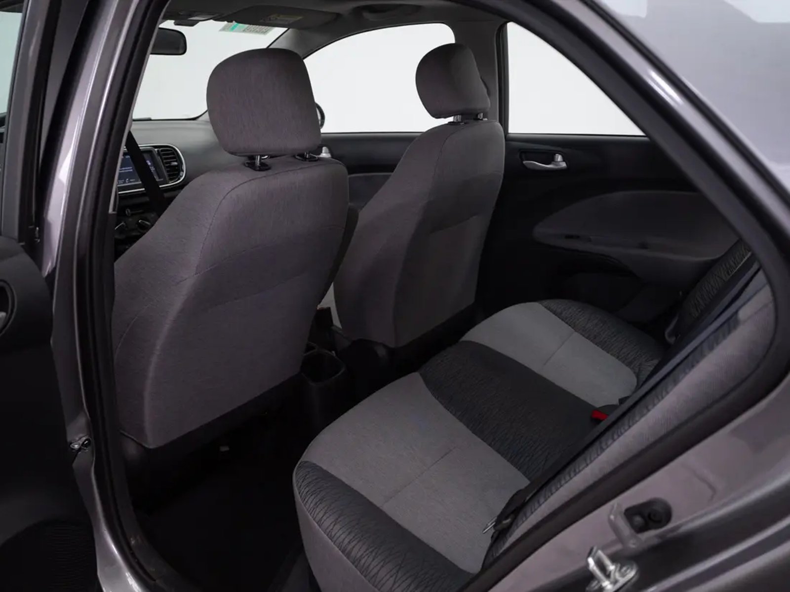Kia SOLUTO 2026 - Imagen 14 de 20