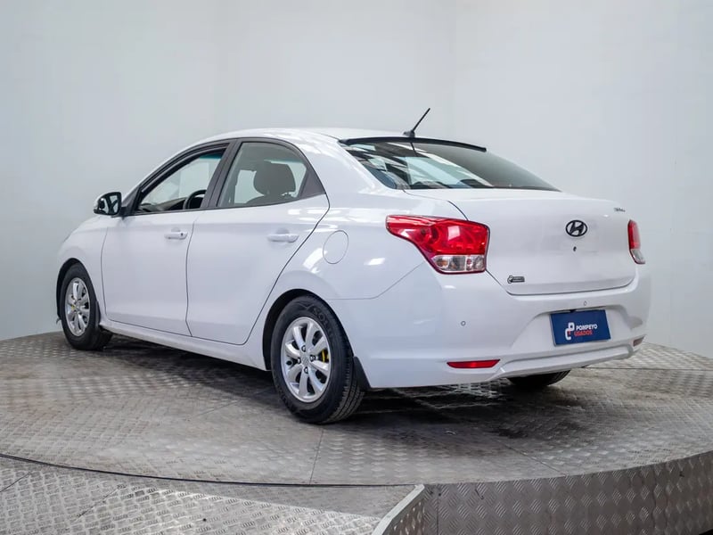 Hyundai VERNA 2022 - Imagen 6 de 20