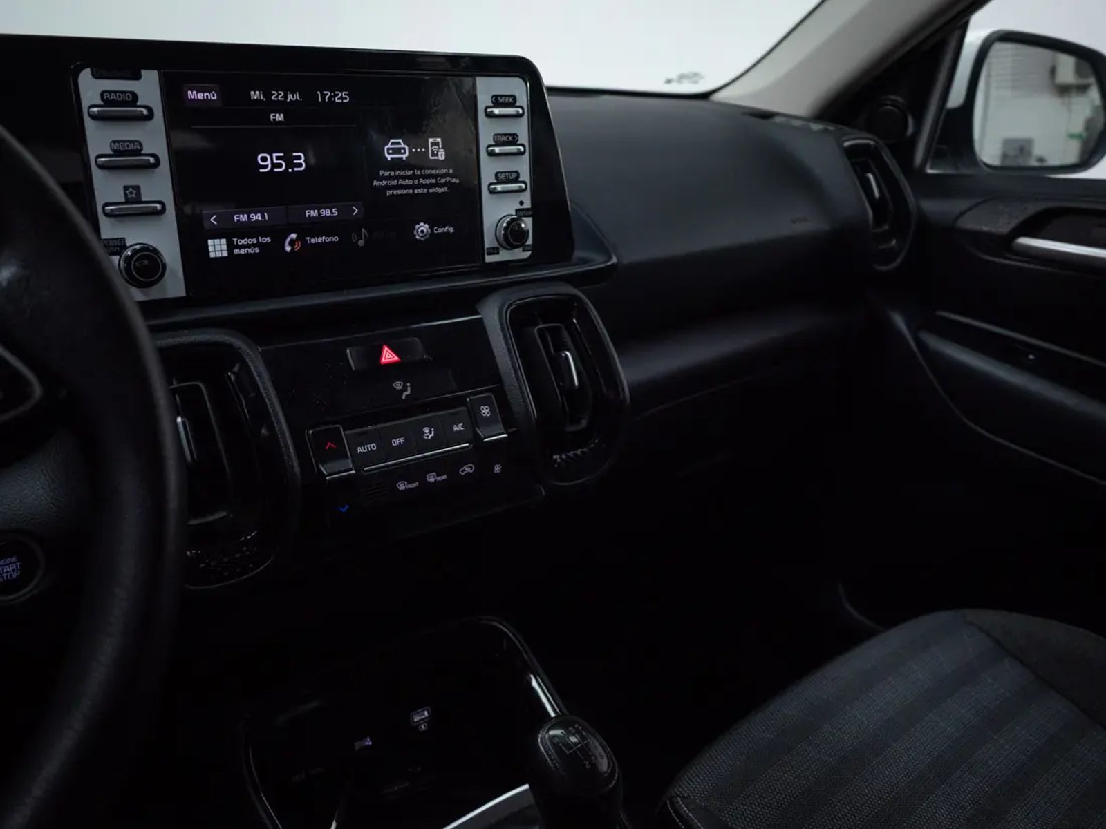 Kia SONET 2024 - Imagen 11 de 15