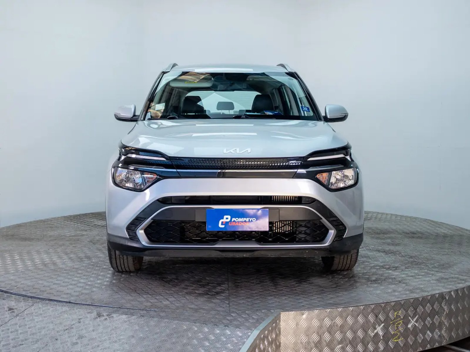 Kia CARENS 2023 - Foto 2 de 20
