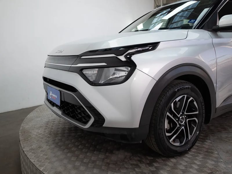 Kia CARENS 2023 - Imagen 19 de 20