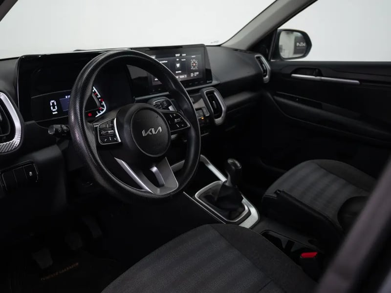 Kia SONET 2023 - Imagen 11 de 20