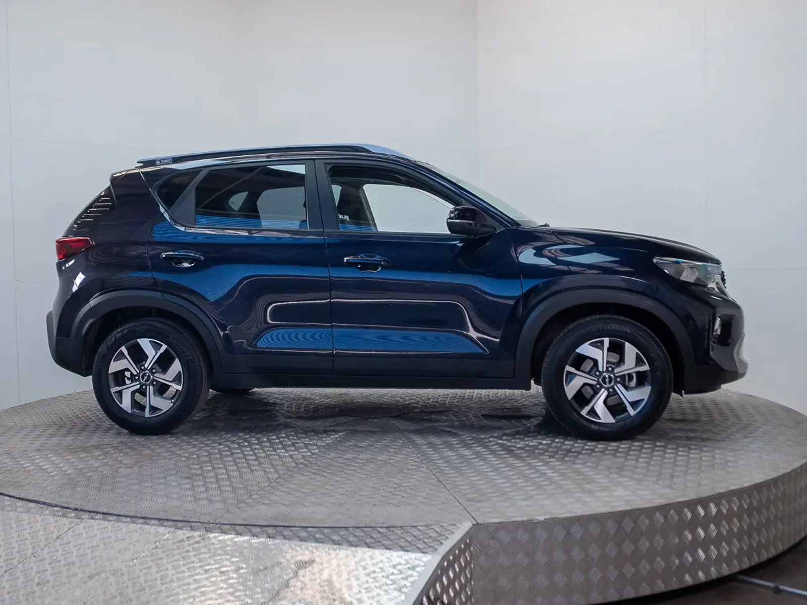Kia SONET 2024 - Imagen 8 de 19
