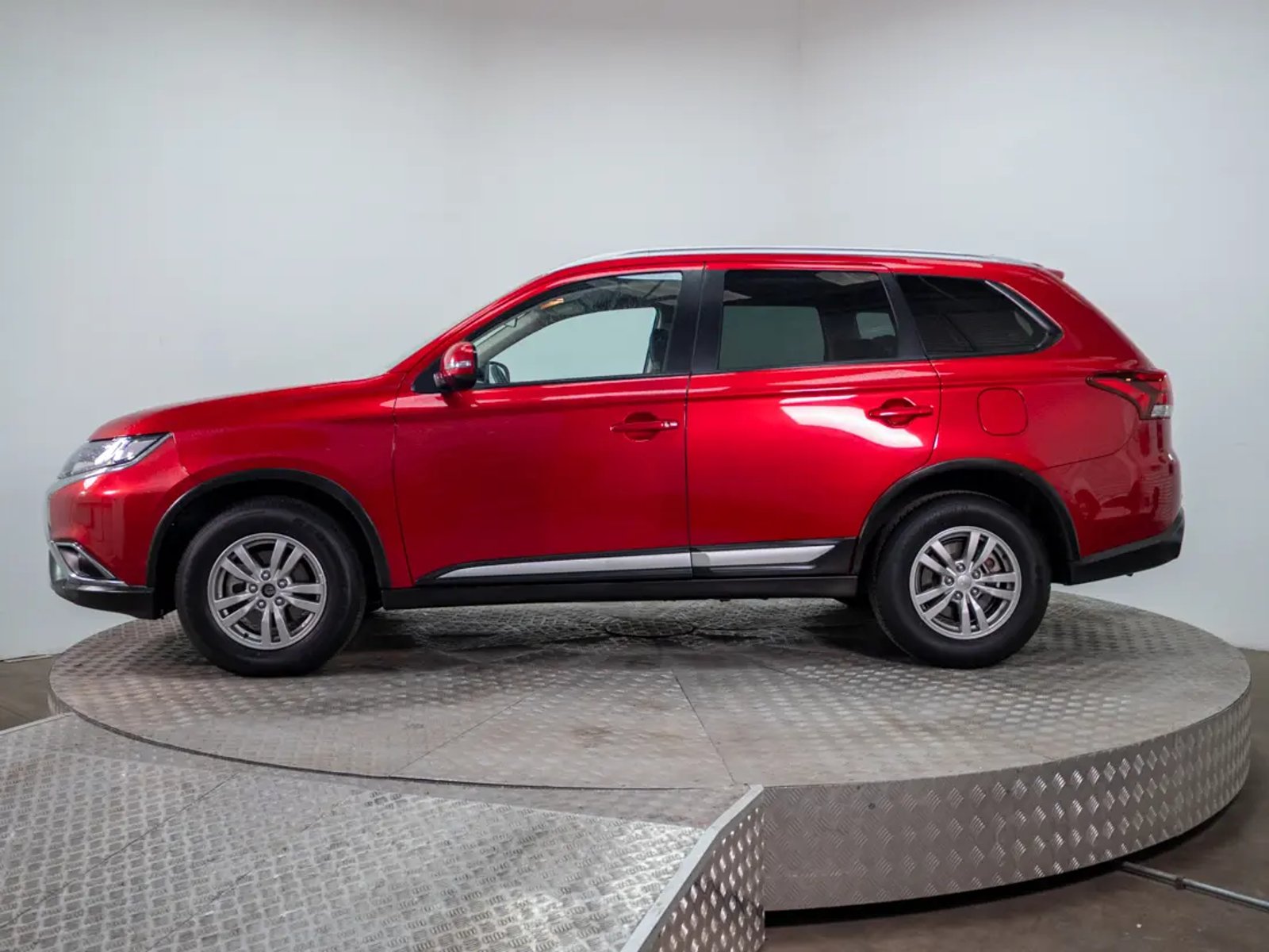 Mitsubishi OUTLANDER 2023 - Foto 4 de 20