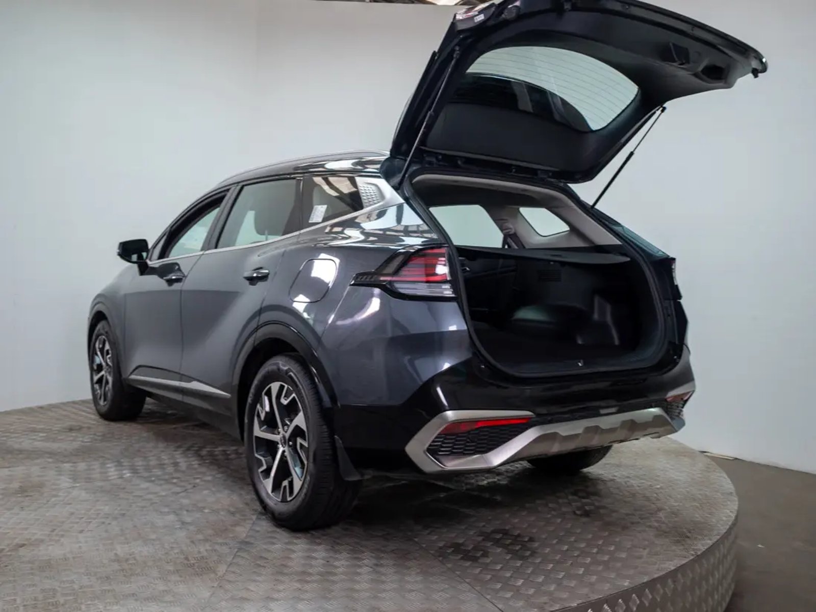 Kia SPORTAGE 2023 - Imagen 10 de 20