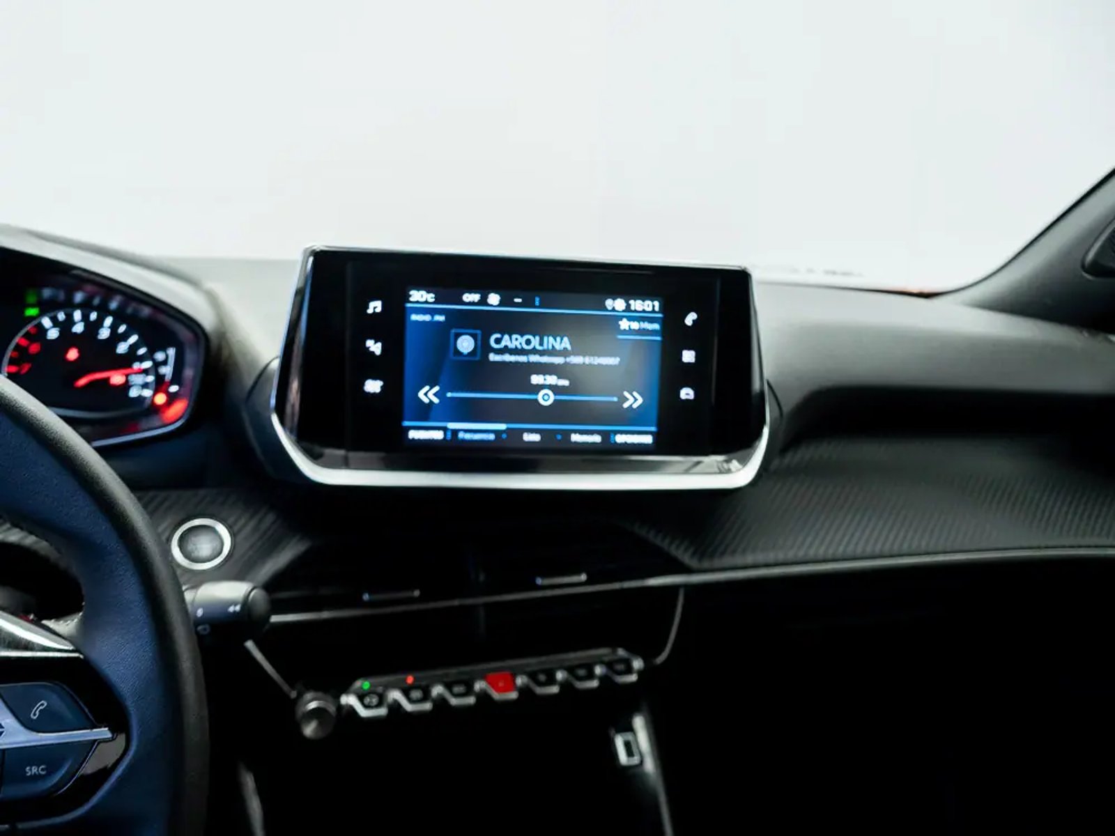 PEUGEOT 2008 2024 - Imagen 16 de 17