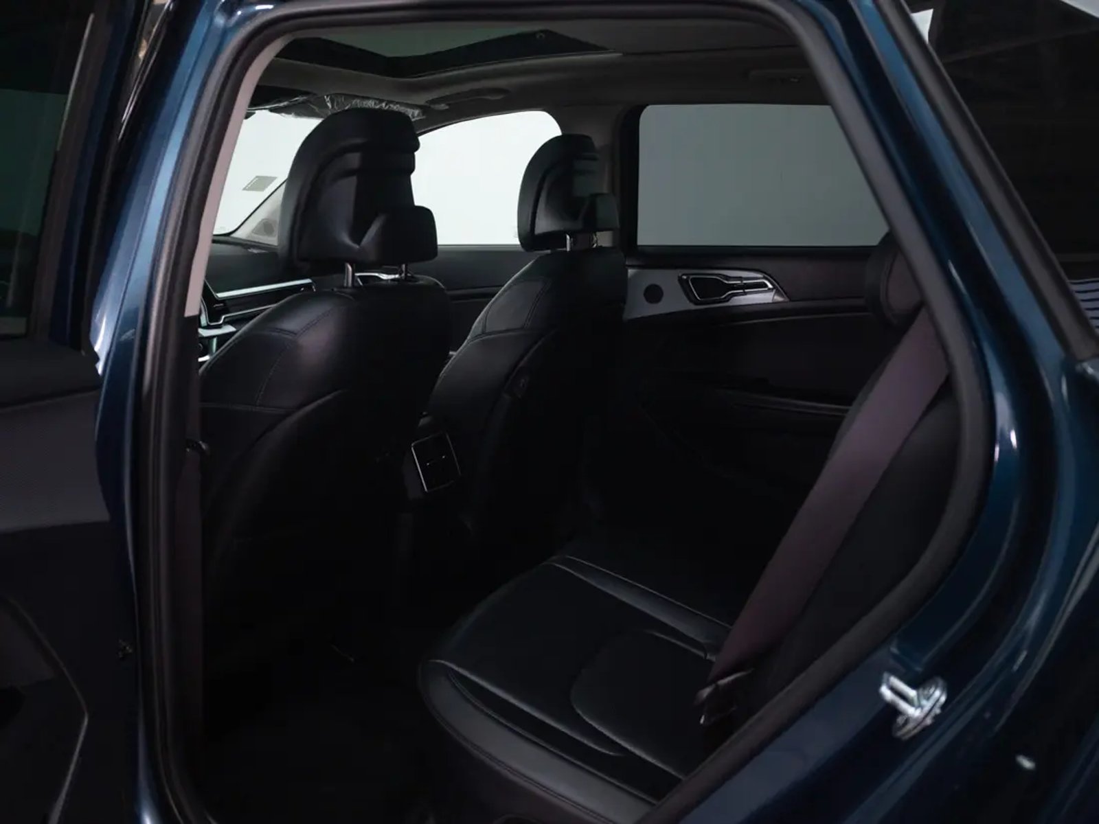 Kia SPORTAGE 2023 - Imagen 14 de 19