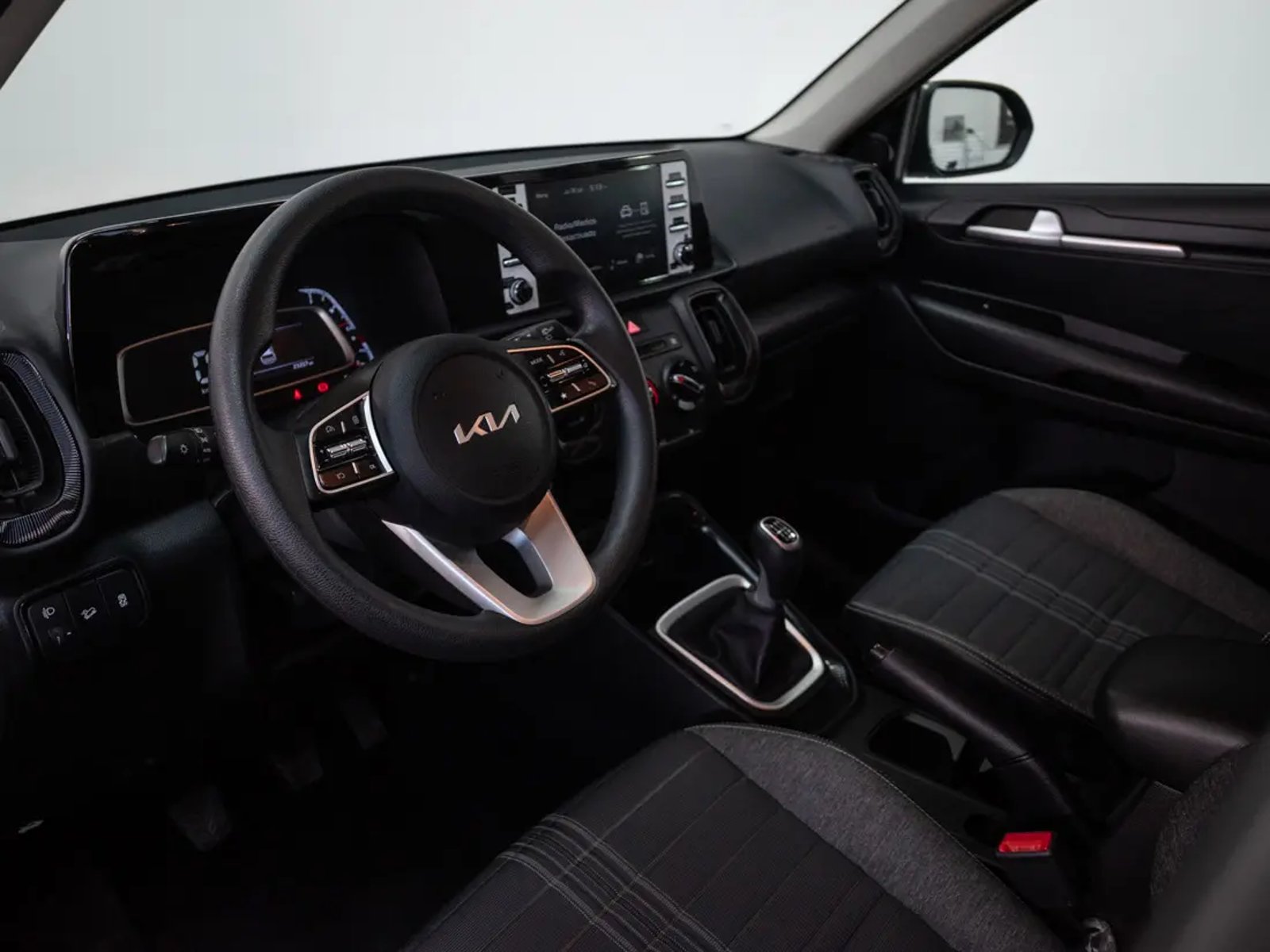 Kia SONET 2025 - Imagen 11 de 20