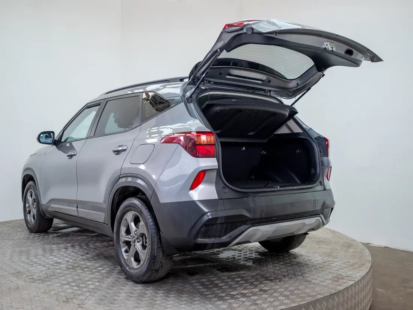 Kia SELTOS 2024 - Imagen 10 de 20