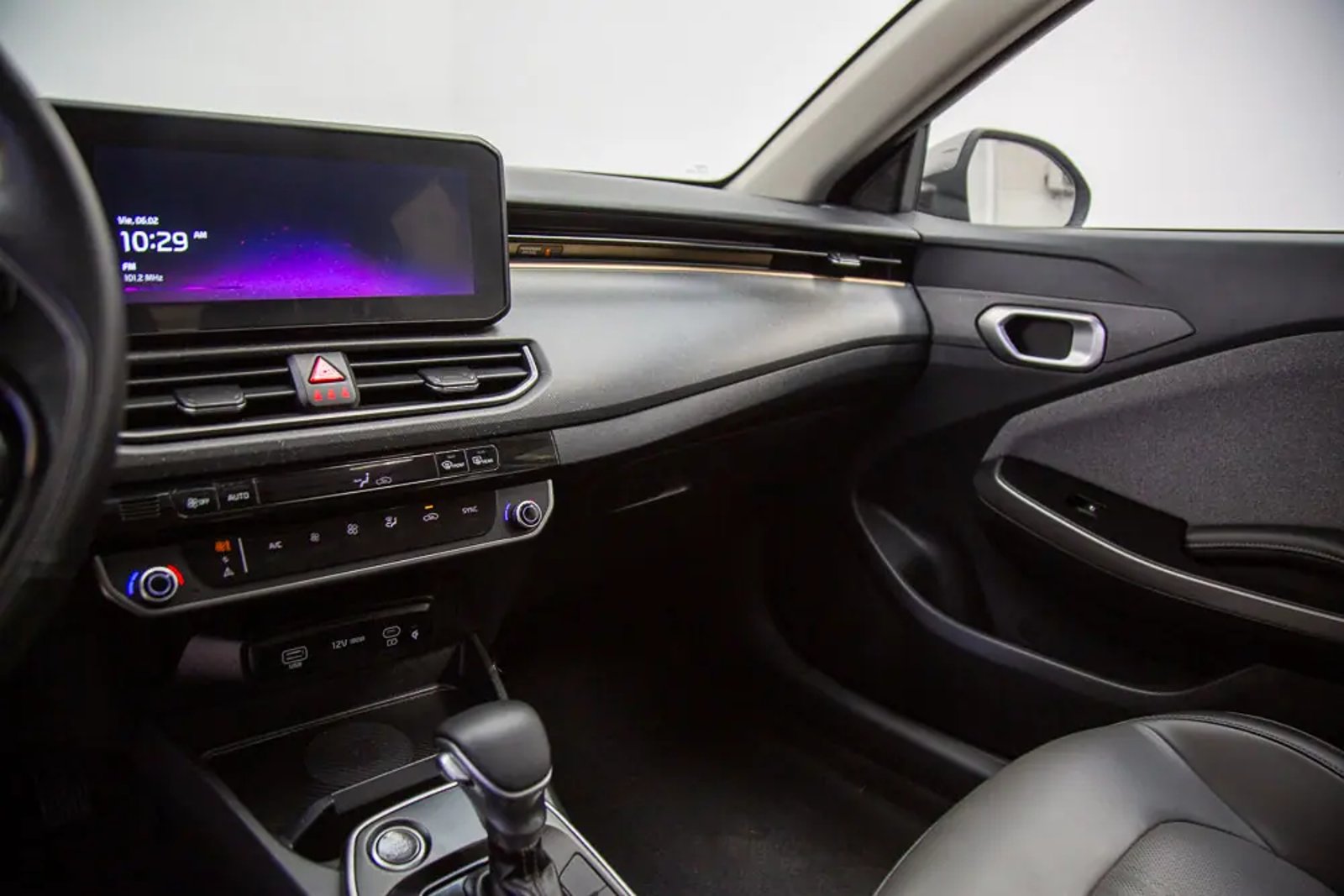 KIA K3 Cross 2025 - Imagen 16 de 17