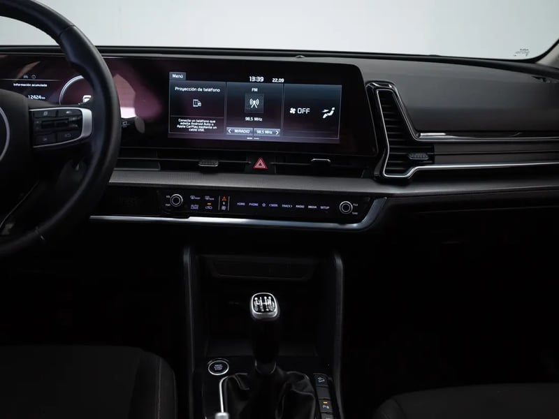 Kia SPORTAGE 2023 - Imagen 16 de 19
