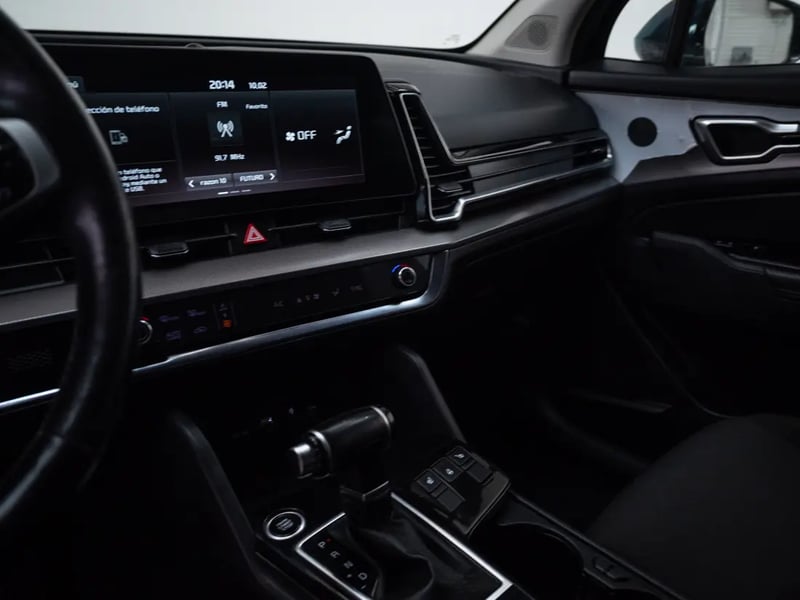 Kia SPORTAGE 2022 - Imagen 12 de 20