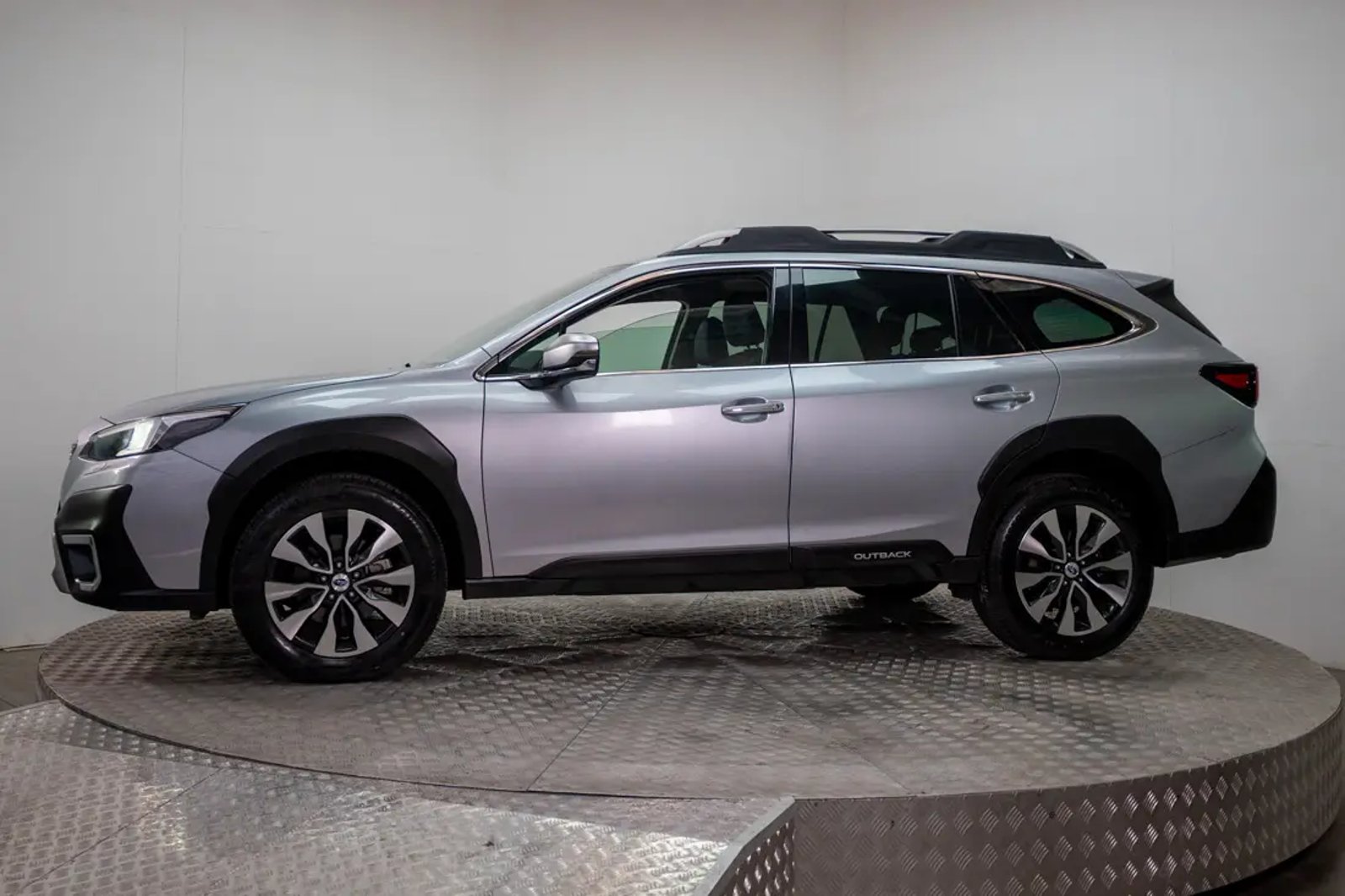 SUBARU OUTBACK 2025 - Imagen 8 de 20
