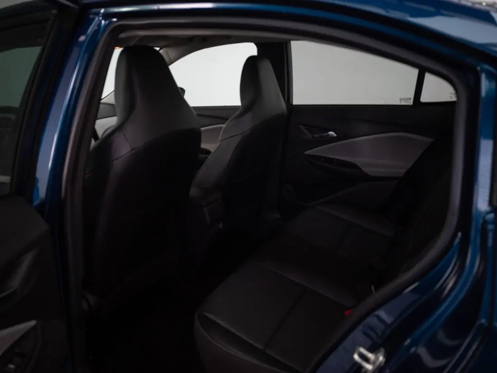 CHEVROLET ONIX 2024 - Imagen 16 de 19