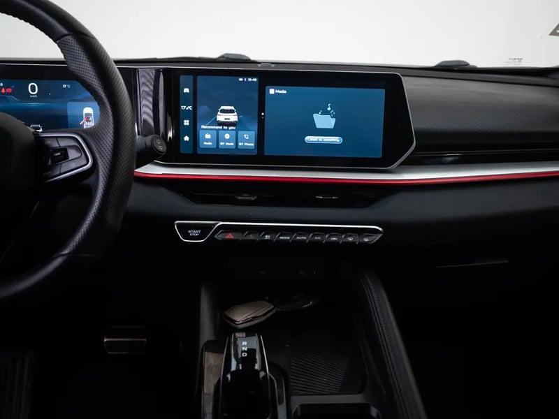 Geely COOLRAY 2024 - Imagen 15 de 19