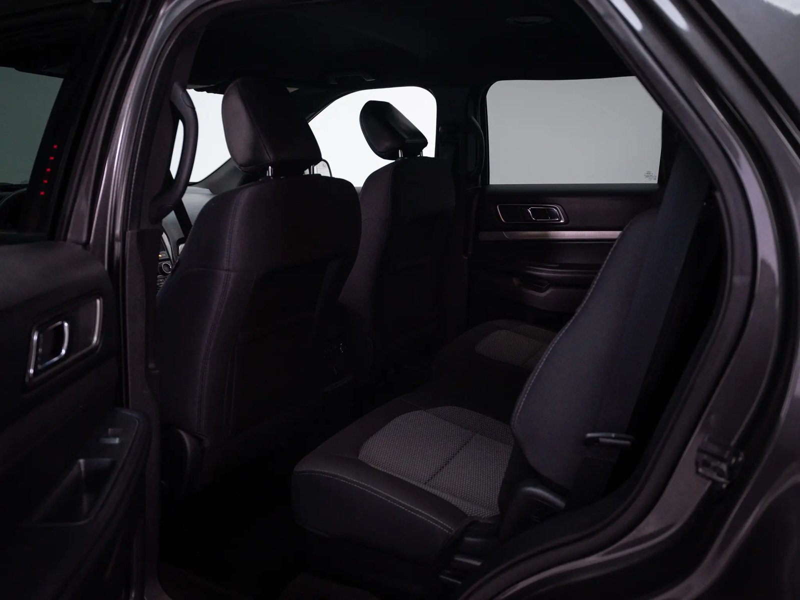 FORD EXPLORER 2019 - Imagen 13 de 18