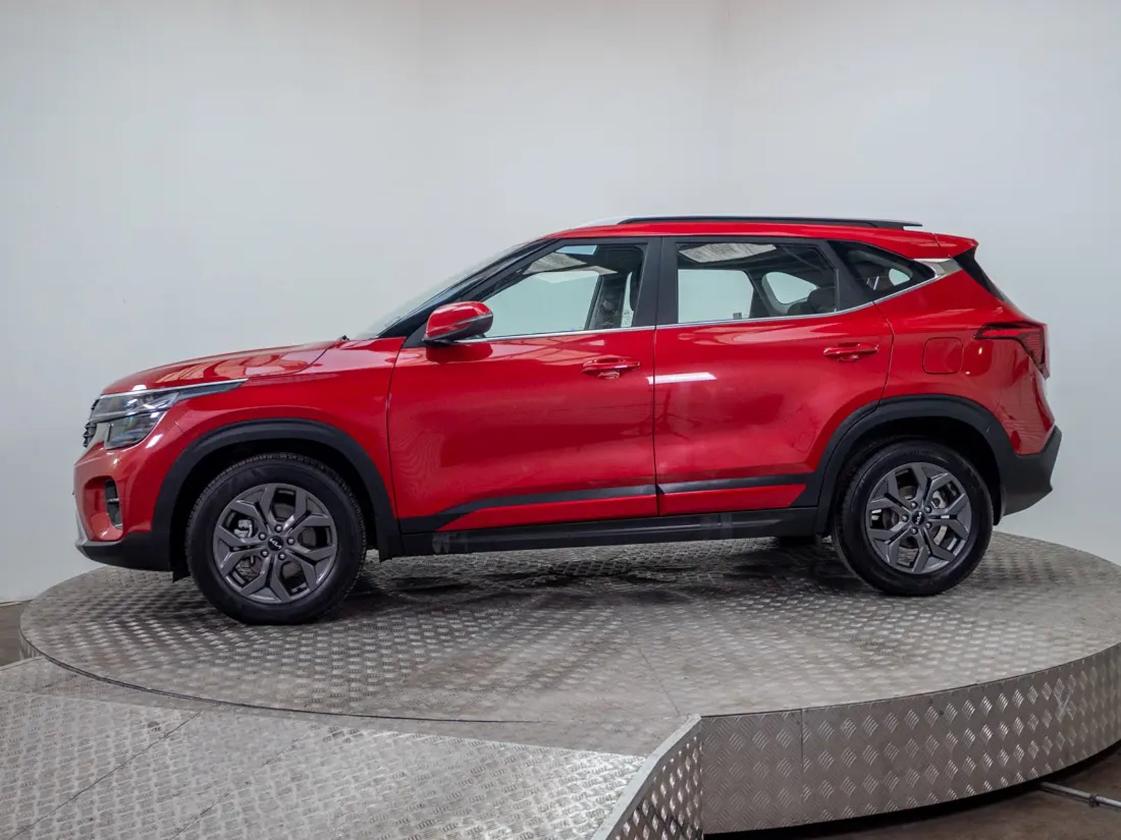 Kia SELTOS 2025 - Foto 4 de 19