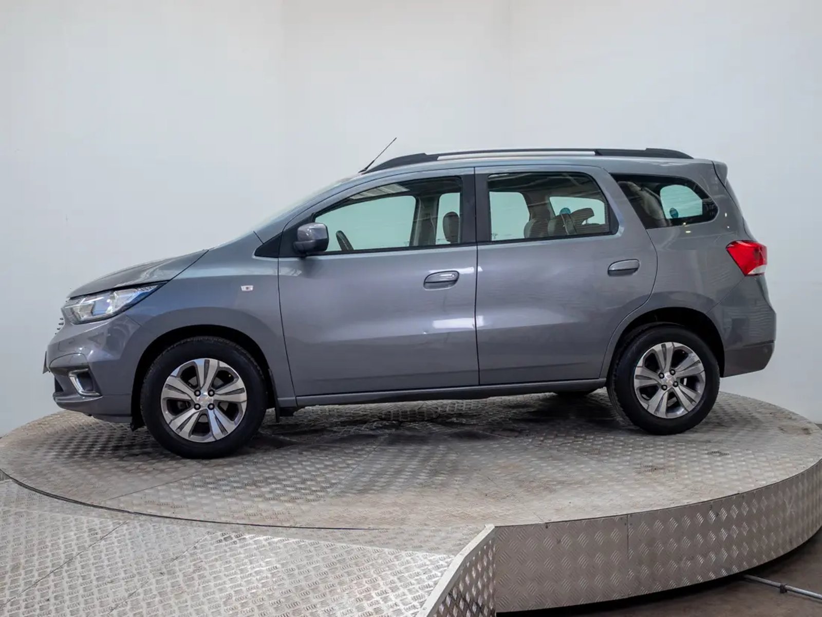 Chevrolet SPIN 2020 - Foto 4 de 19