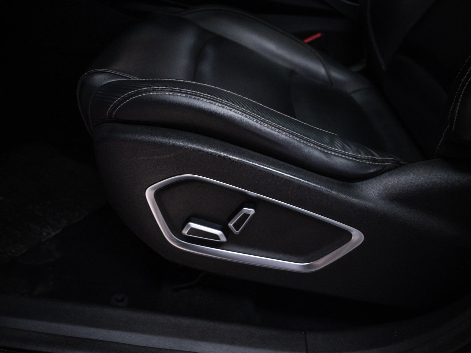 Geely AZKARRA 2022 - Imagen 18 de 20