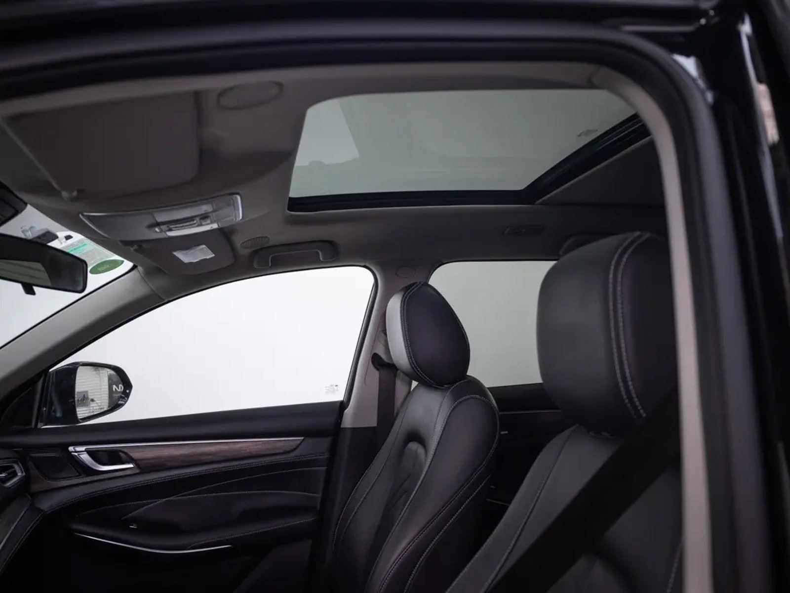 DFSK 600 PHEV 2025 - Imagen 17 de 20