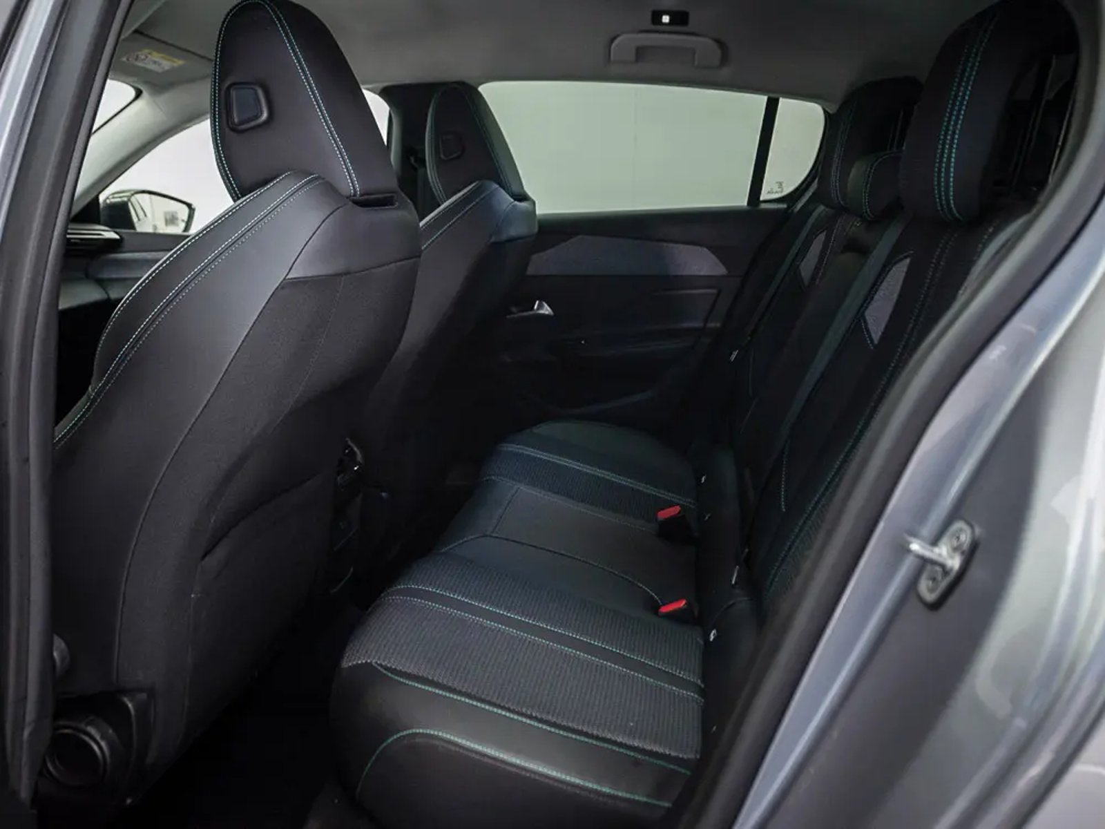 Peugeot 308 2025 - Imagen 13 de 17