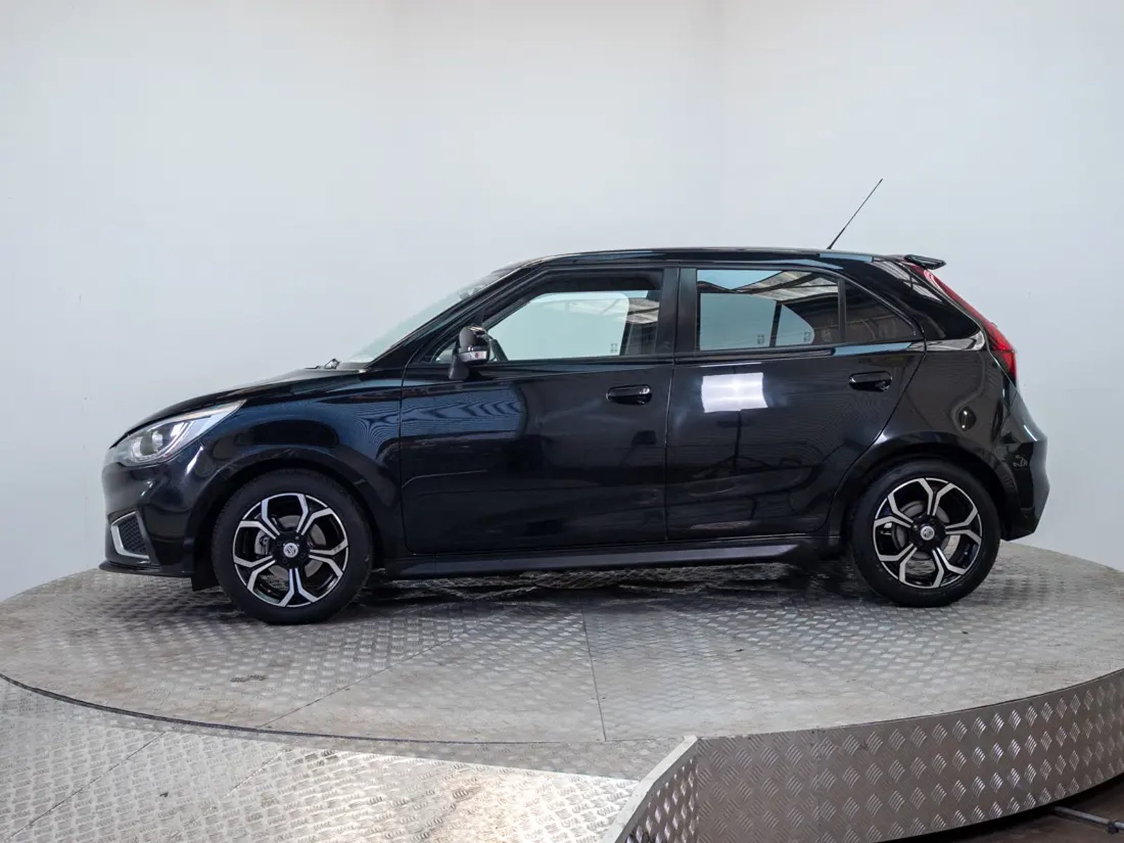 MG 3 2023 - Imagen 9 de 20