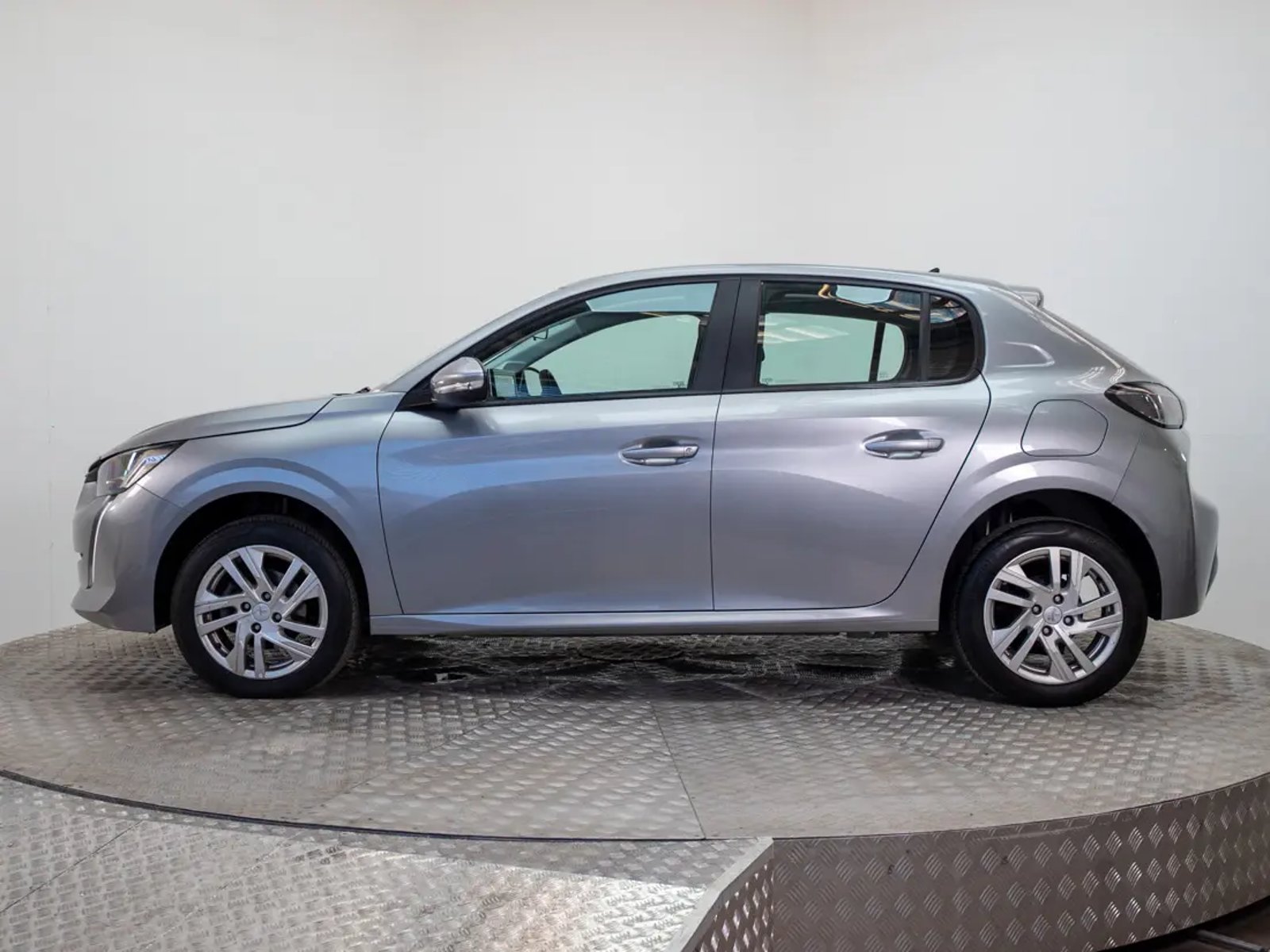 PEUGEOT 208 2023 - Imagen 10 de 18
