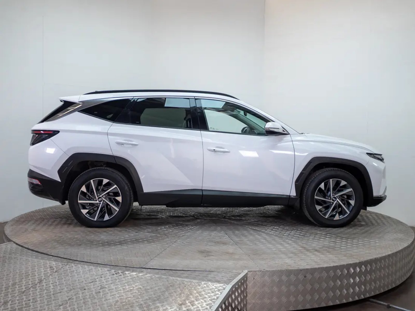 Hyundai TUCSON 2024 - Imagen 8 de 20