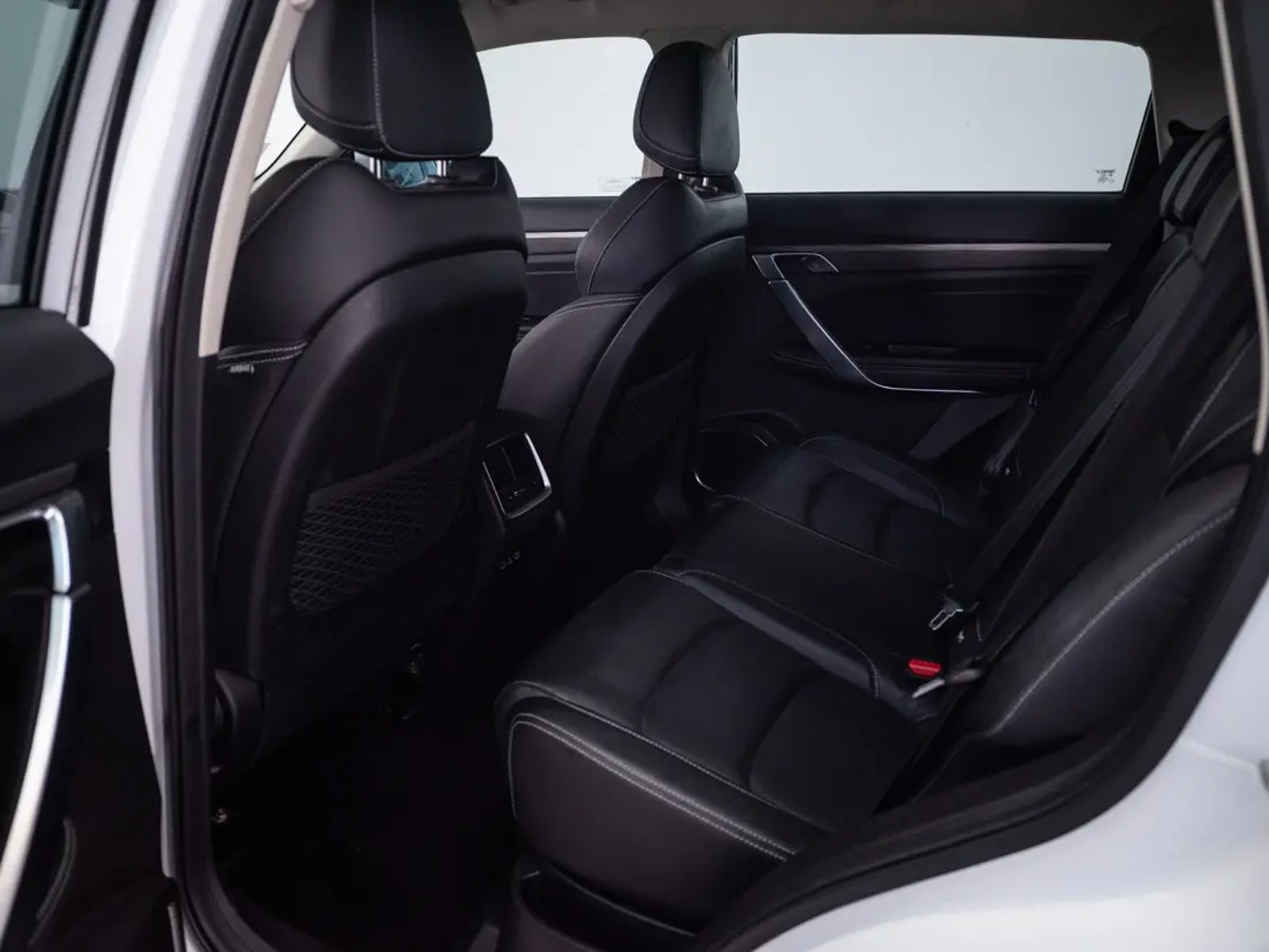 Geely AZKARRA 2022 - Imagen 14 de 20