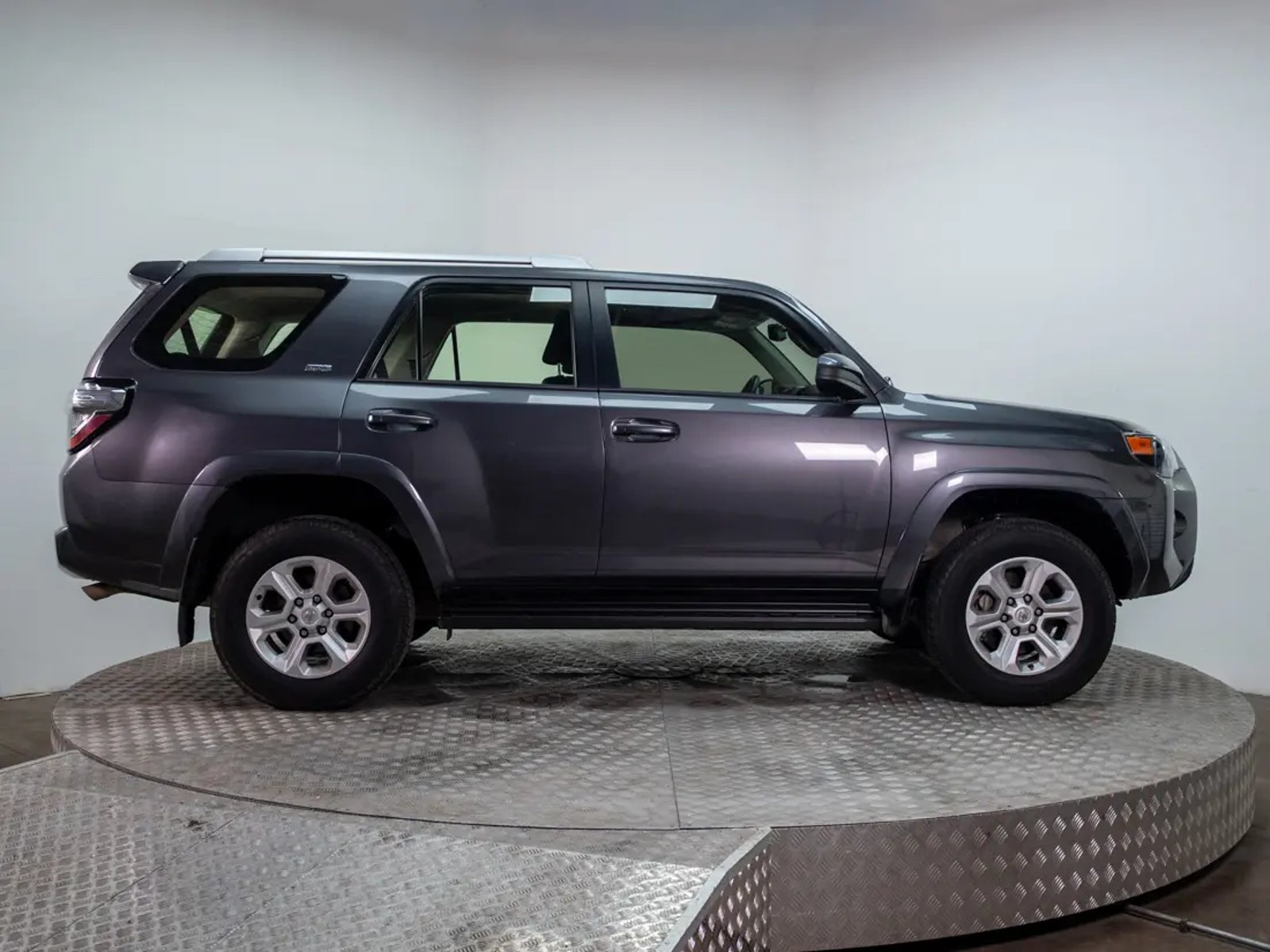 Toyota 4 RUNNER 2018 - Imagen 8 de 20