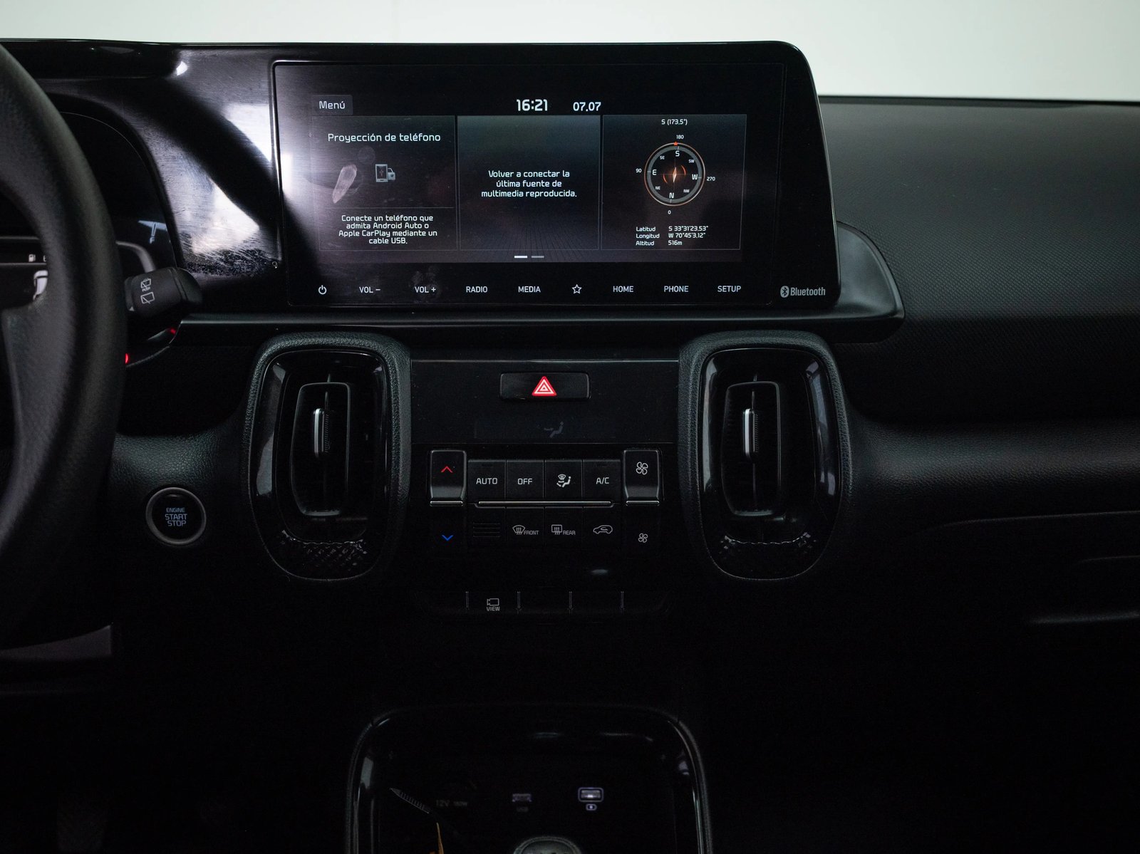 Kia SONET 2023 - Imagen 11 de 14