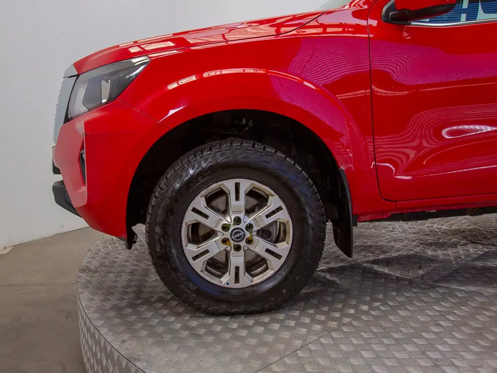NISSAN NAVARA 2024 - Imagen 18 de 19