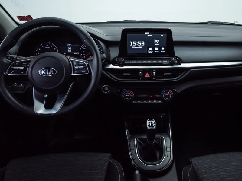 Kia CERATO 2019 - Imagen 15 de 19