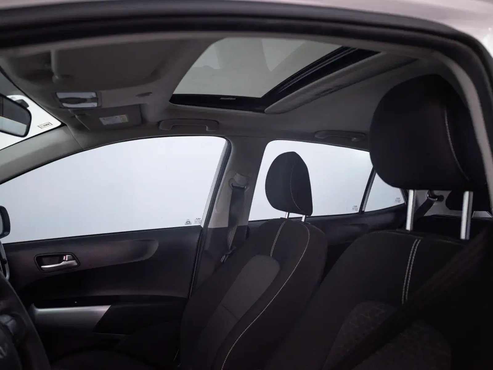 Kia MORNING 2024 - Imagen 17 de 20