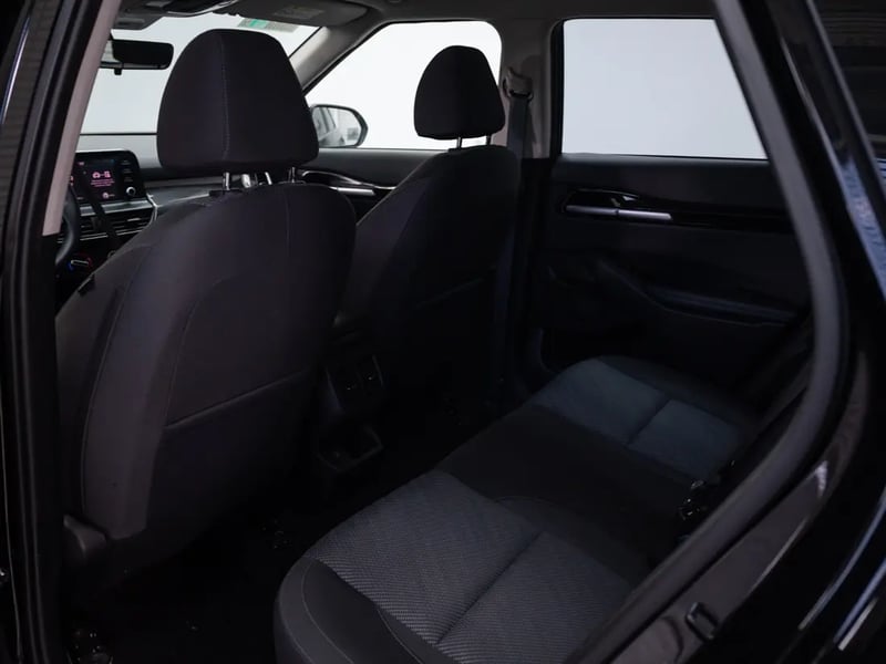 Kia SELTOS 2024 - Imagen 14 de 19