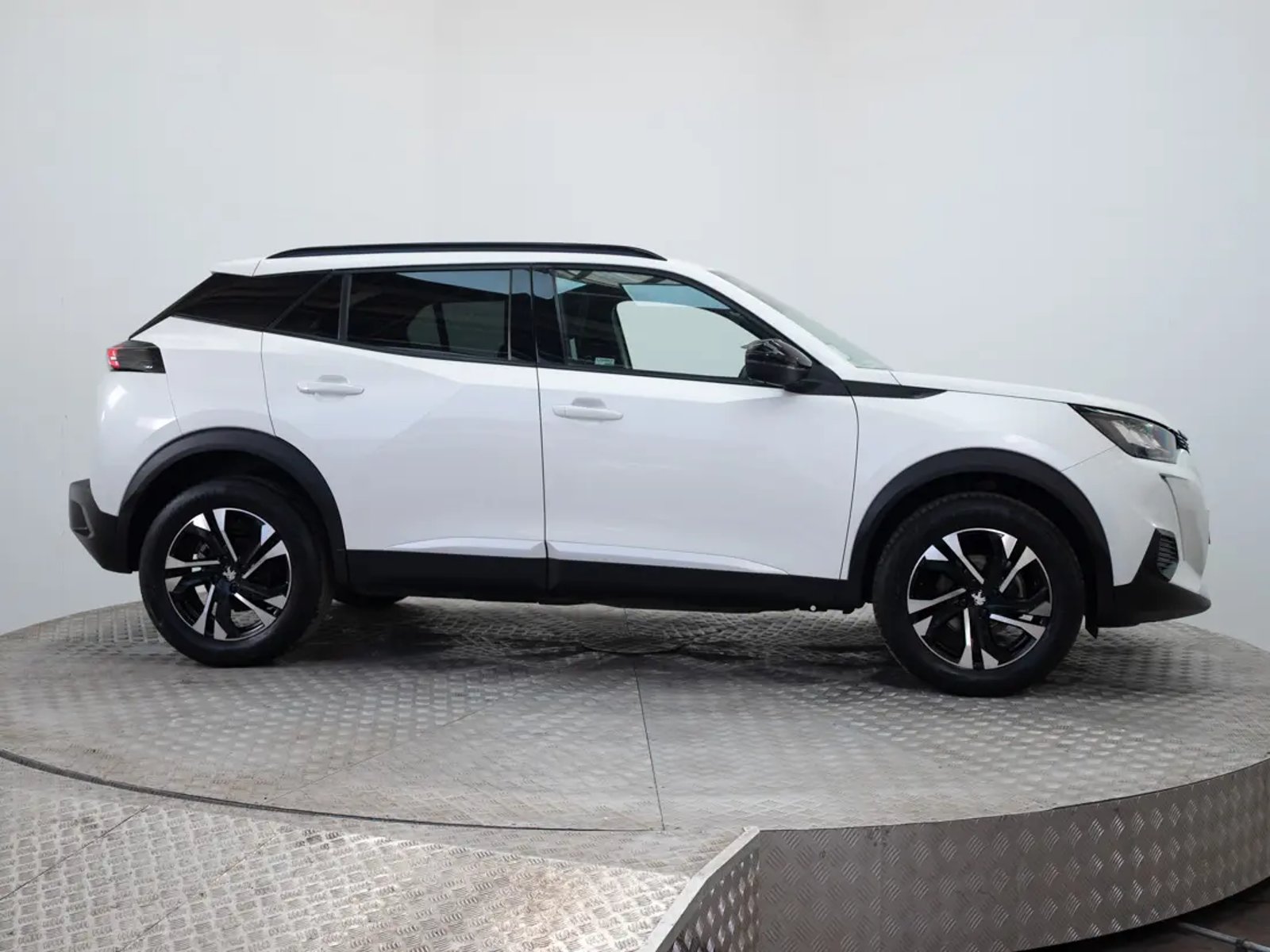 Peugeot 2008 2023 - Imagen 8 de 20