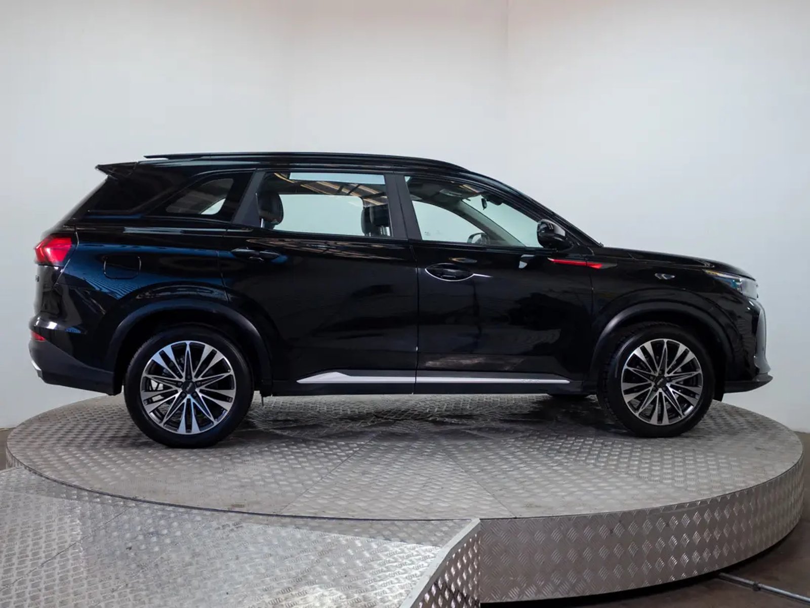 DFSK SUV 600 2025 - Imagen 8 de 20