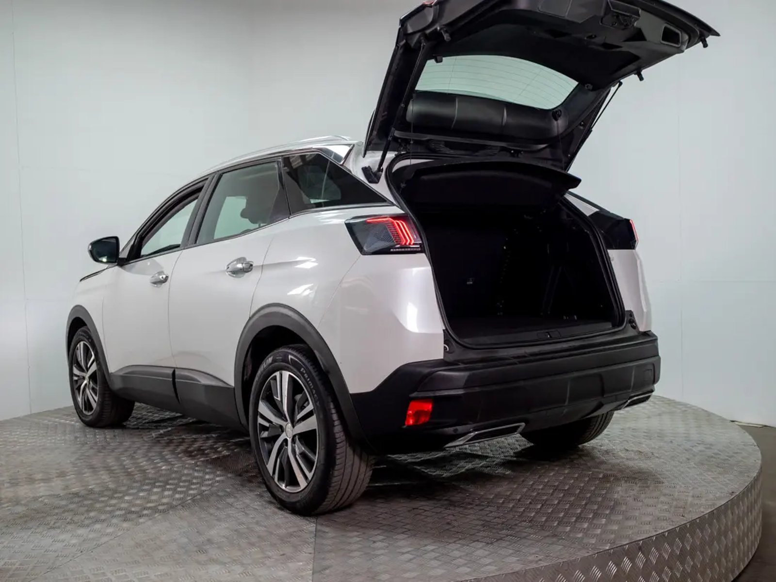 PEUGEOT 3008 2022 - Imagen 11 de 18