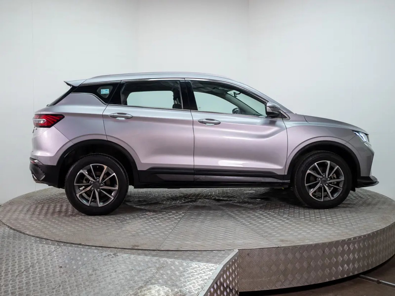 Geely COOLRAY 2023 - Imagen 8 de 19