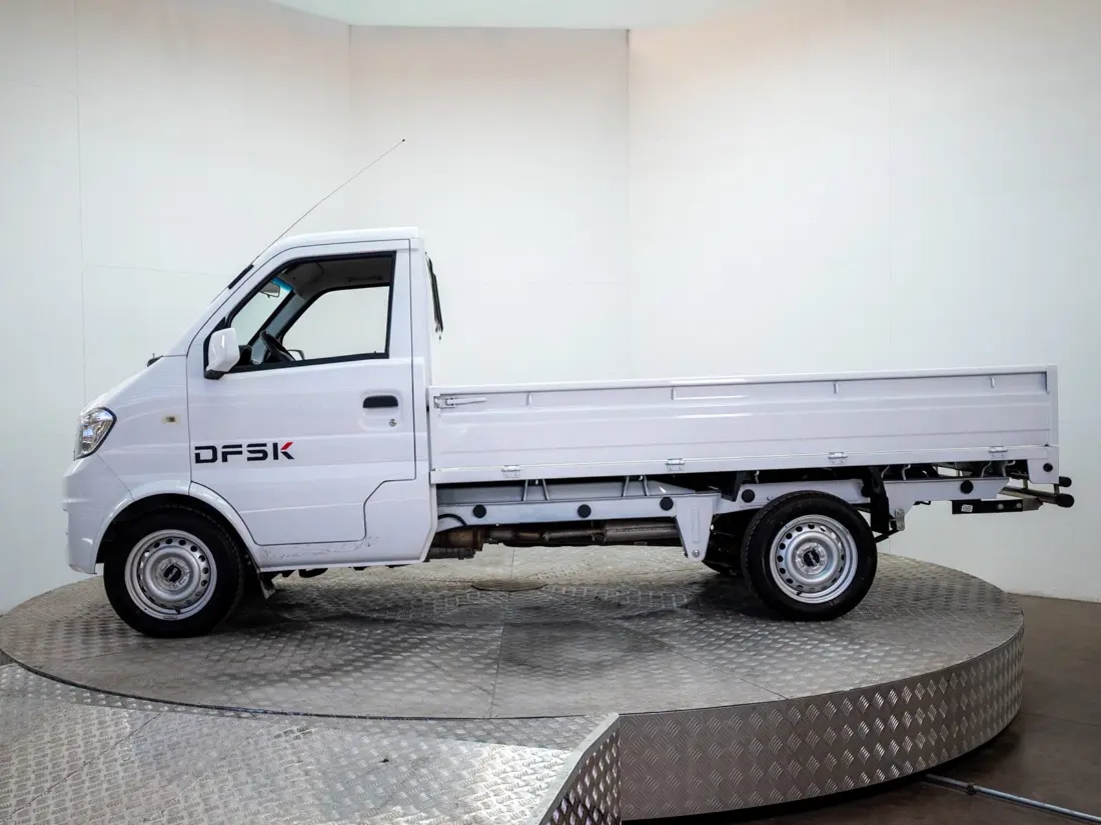 DFSK TRUCK CABINA SIMPLE 2026 - Imagen 4 de 14