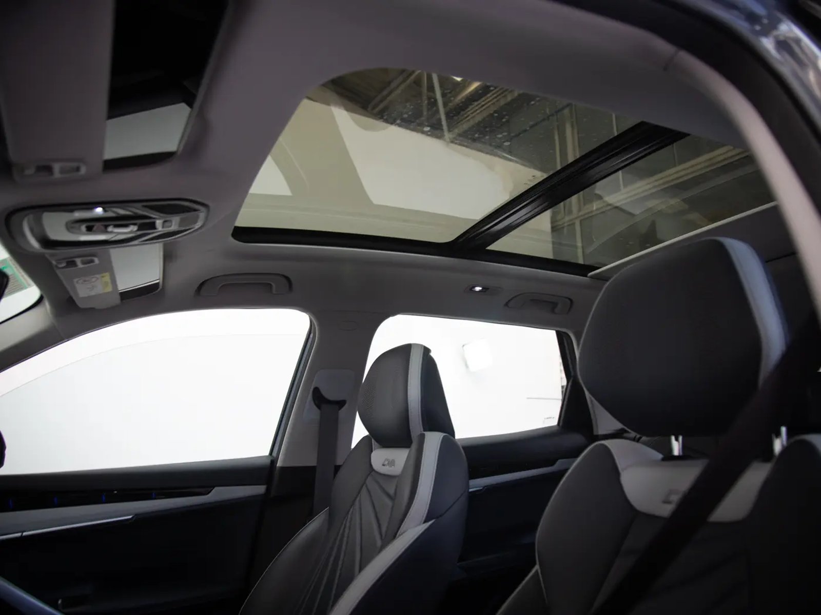 Geely STARRAY 2025 - Imagen 18 de 20