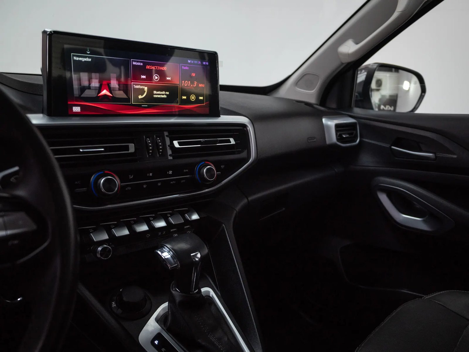 PEUGEOT LANDTREK 2023 - Imagen 12 de 17