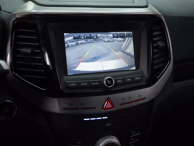 Mahindra XUV300 2024 - Imagen 19 de 20