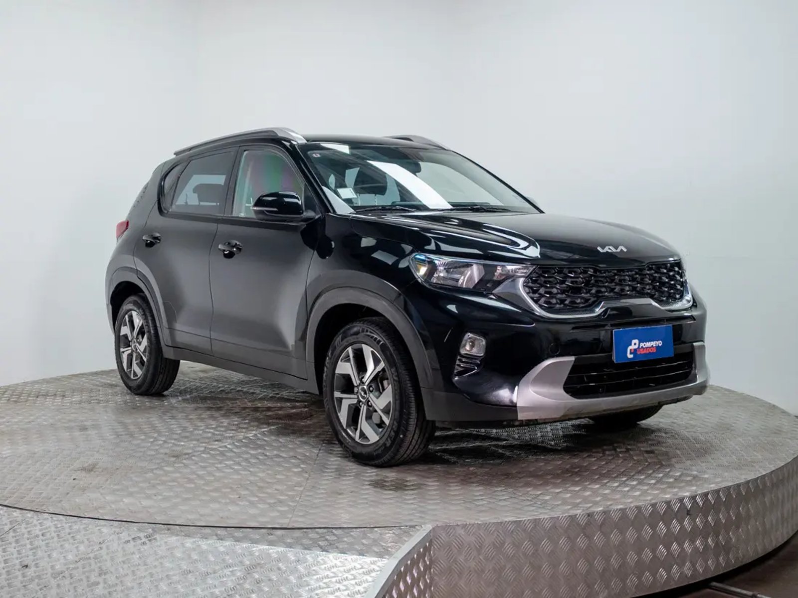 Kia SONET 2023 - Foto 3 de 15