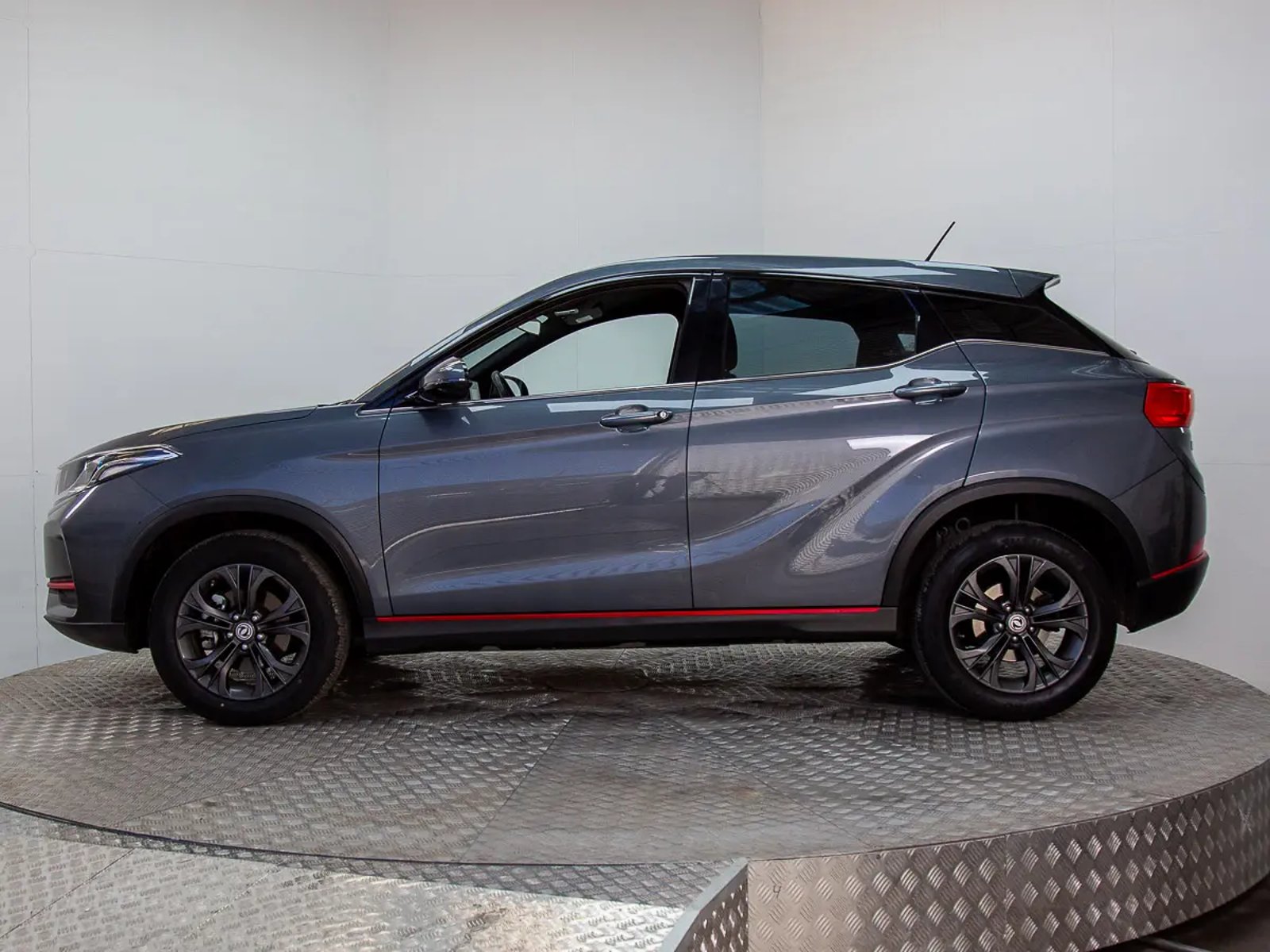 DFSK SUV 500 2024 - Imagen 5 de 18