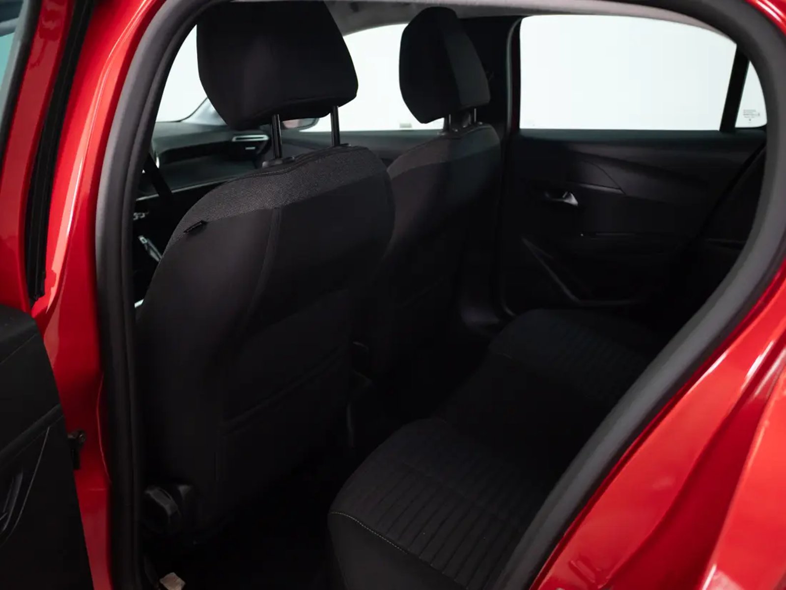 Peugeot 208 2025 - Imagen 13 de 17