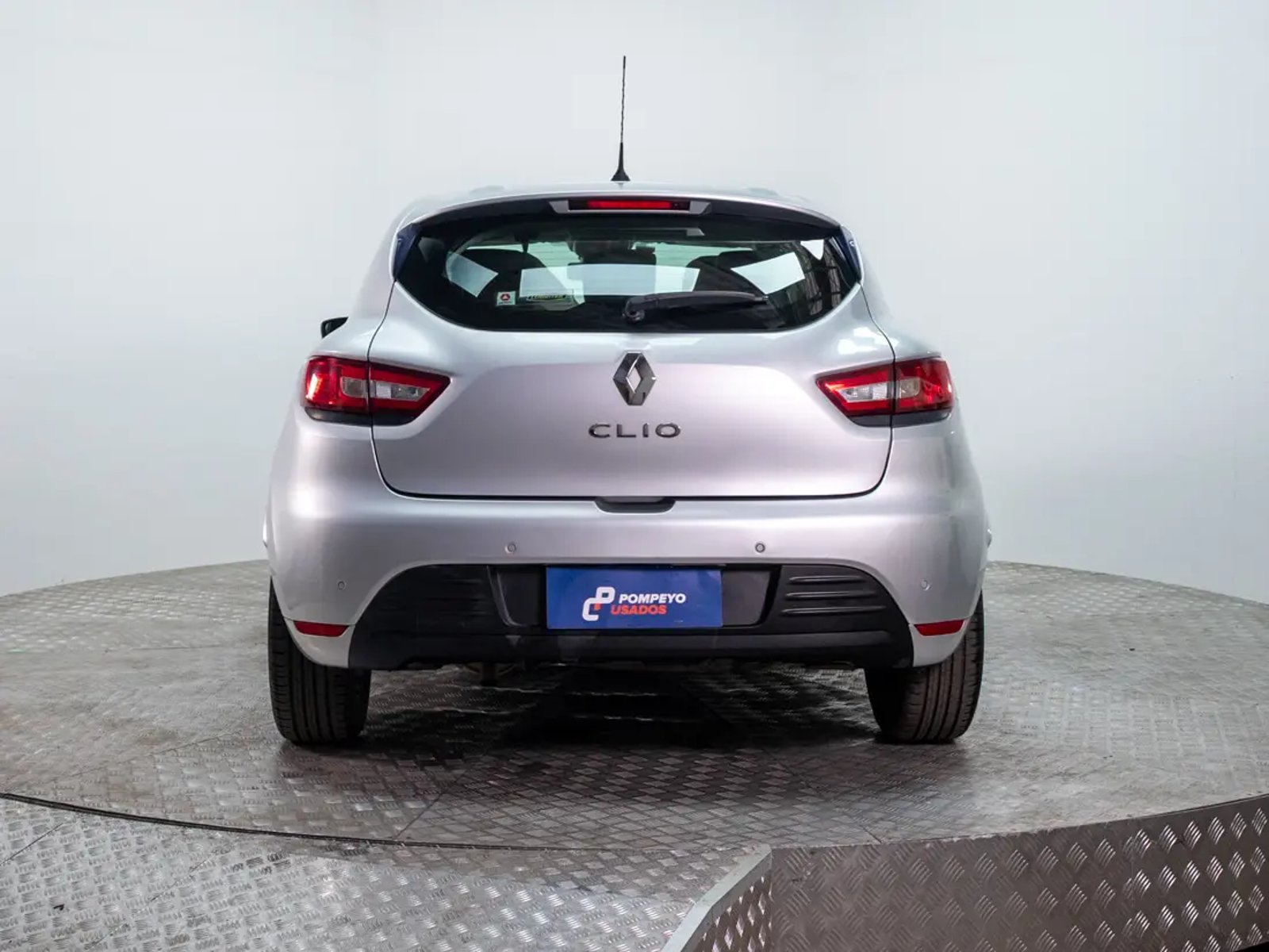 RENAULT CLIO 2017 - Imagen 9 de 18