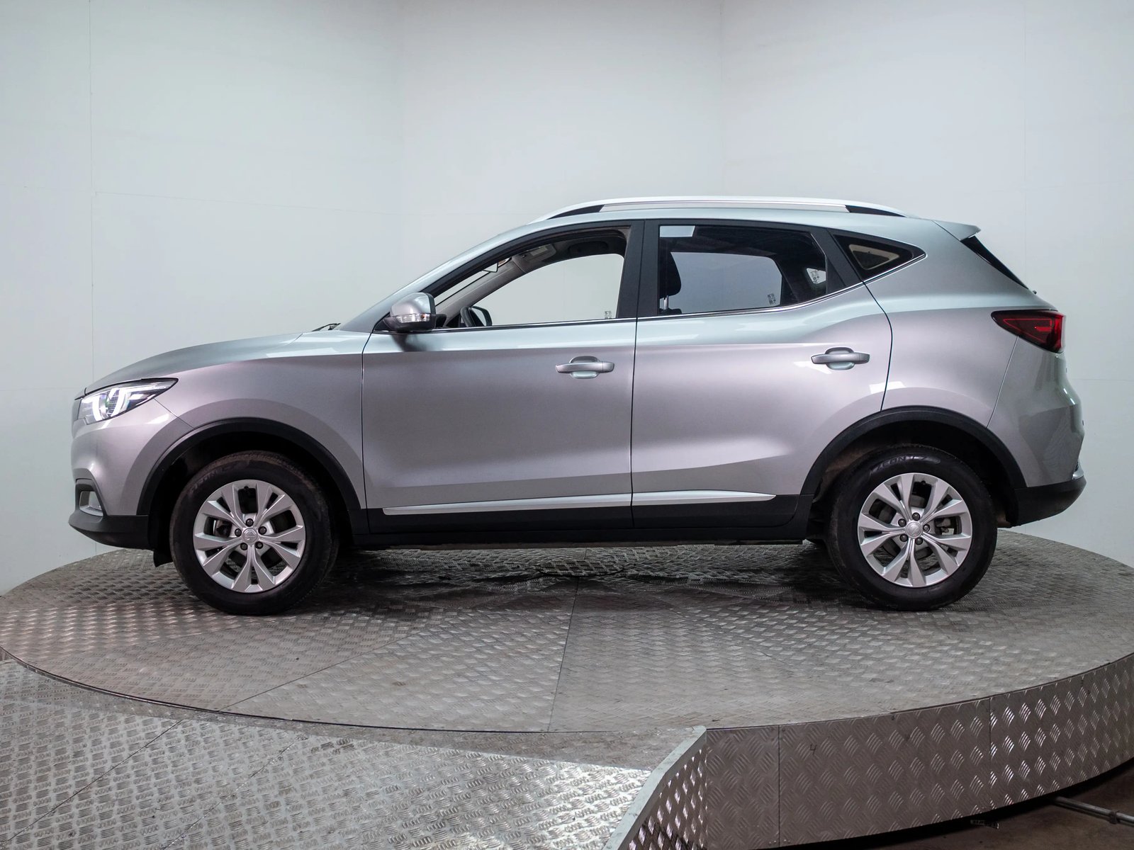 MG ZS 2023 - Imagen 9 de 17